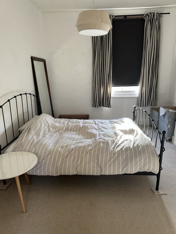 Room St Mary's Road in Greater London