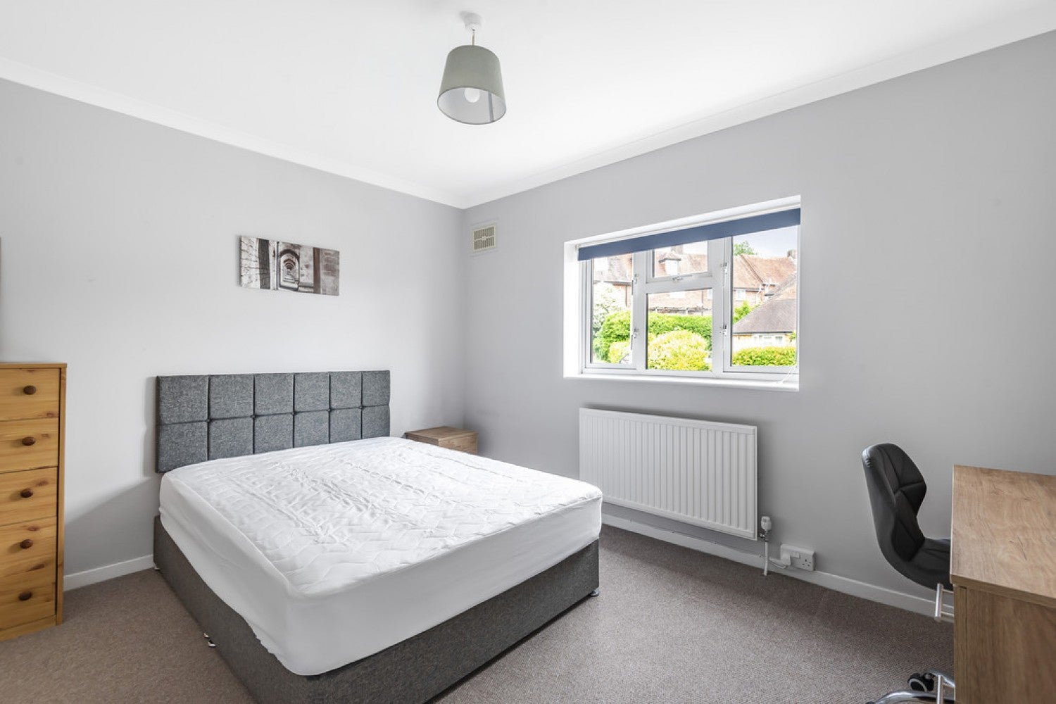 Room Chatham Road in Winchester