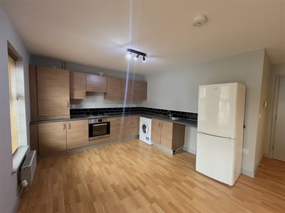 Flat Medlar Croft in Barnsley