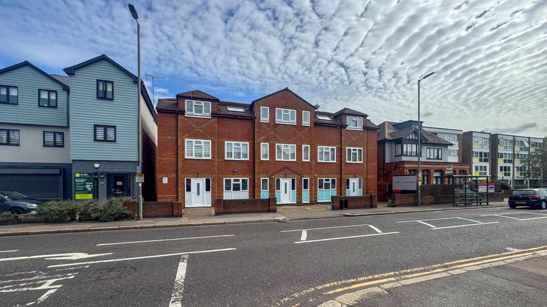 Flat Crossbrook Street in Cheshunt