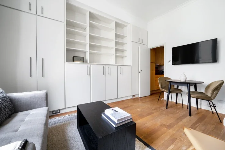Flat Inverness Terrace in City of Westminster