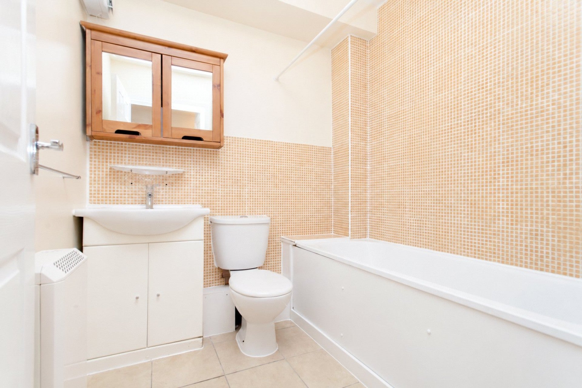 Flat Mill Row in Greater London