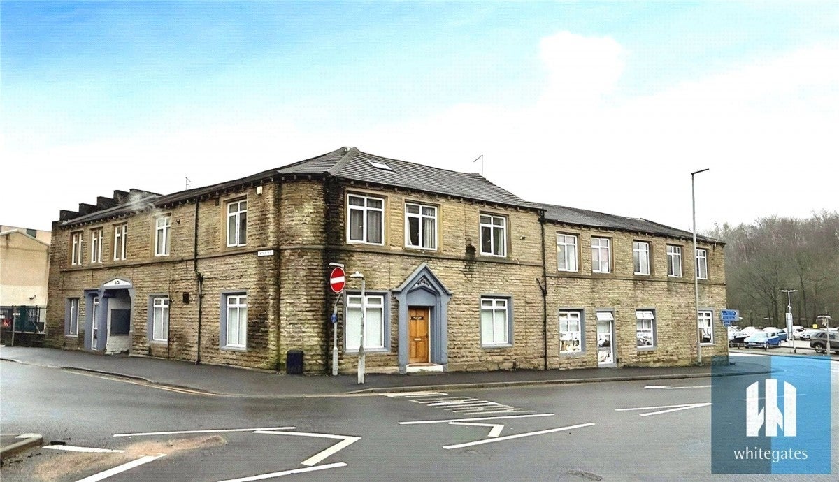 Room Firth Street in Kirklees