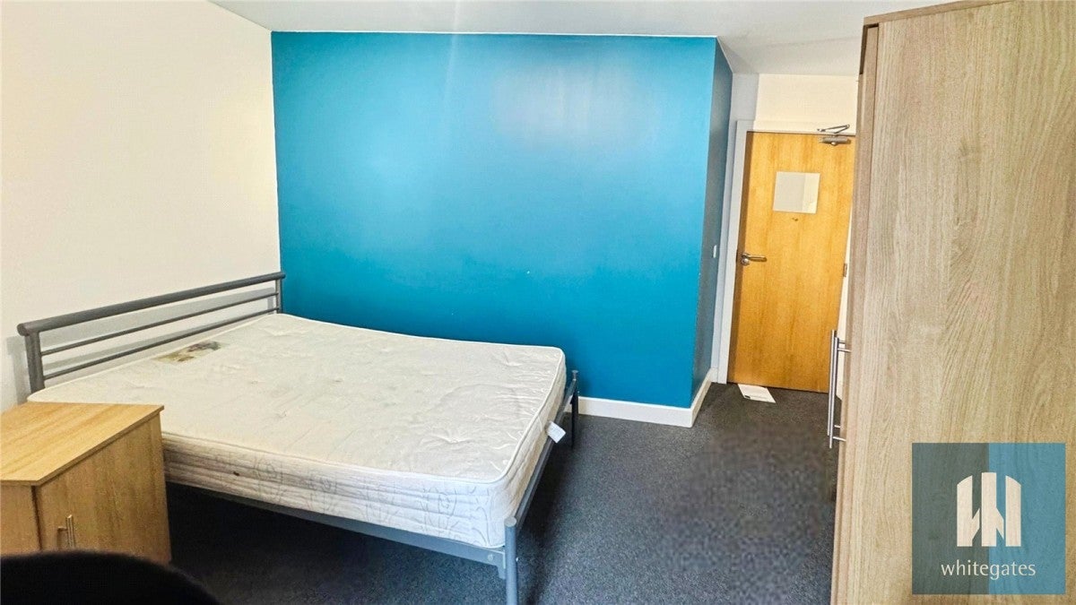 Room Firth Street in Kirklees