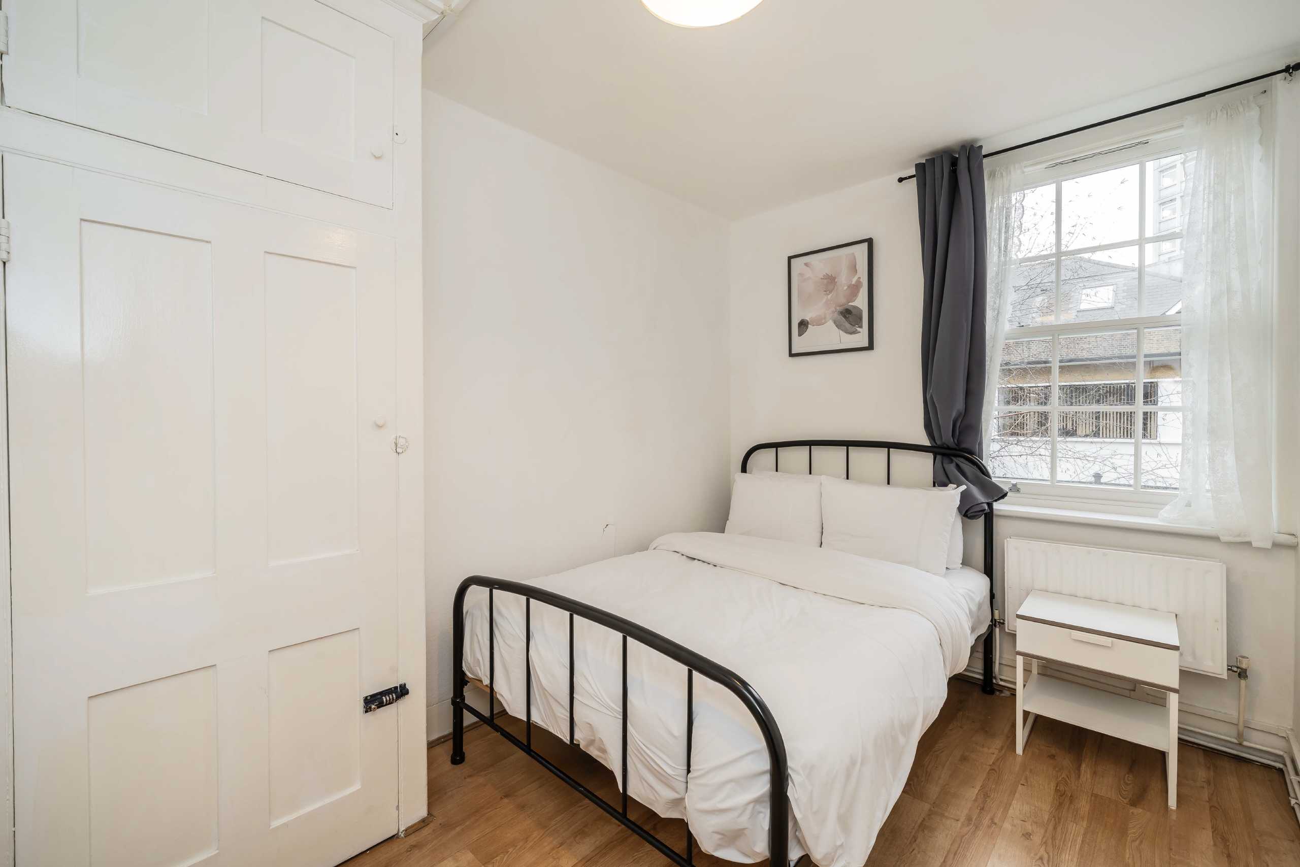Flat Flaxman Terrace in Greater London