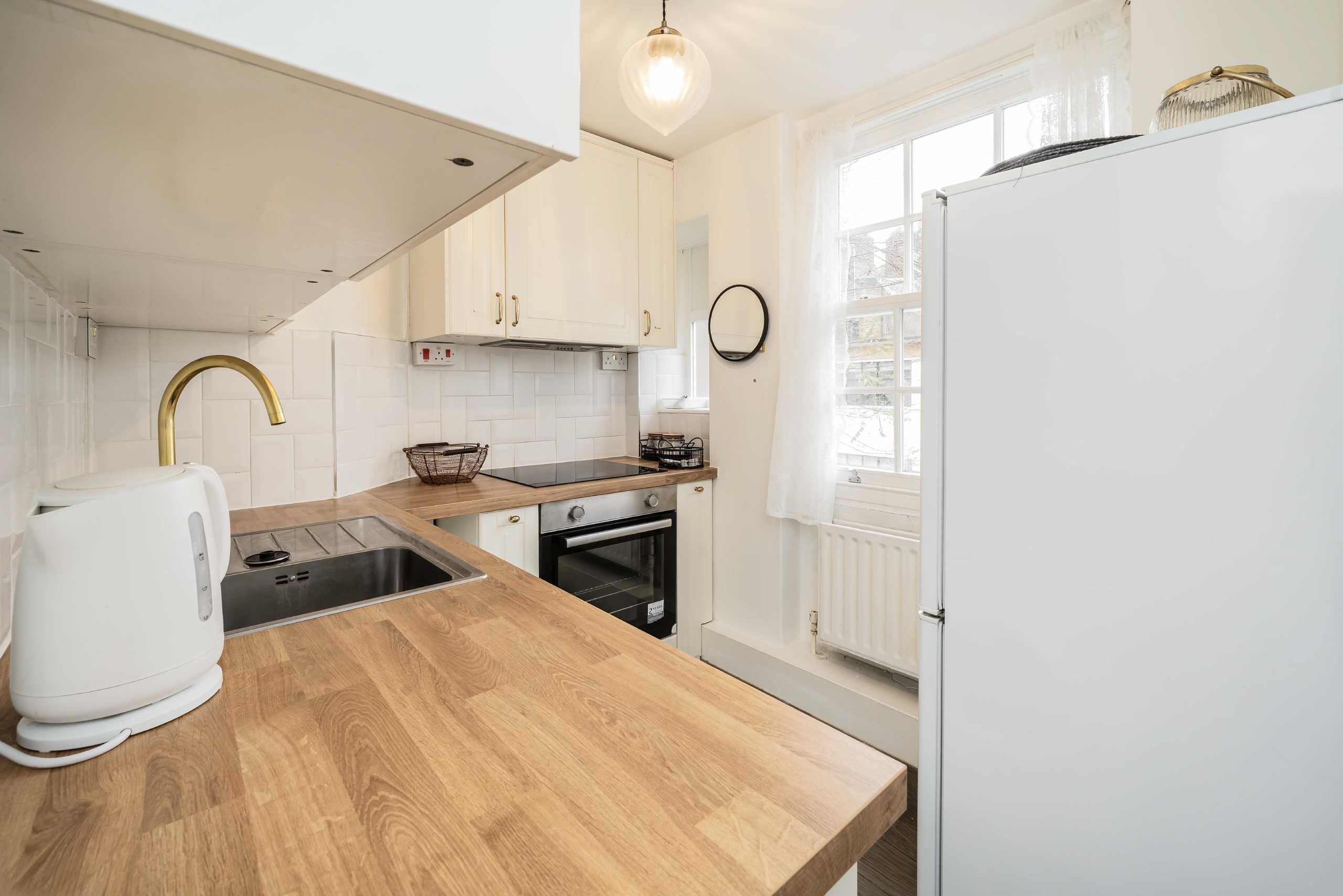 Flat Flaxman Terrace in Greater London