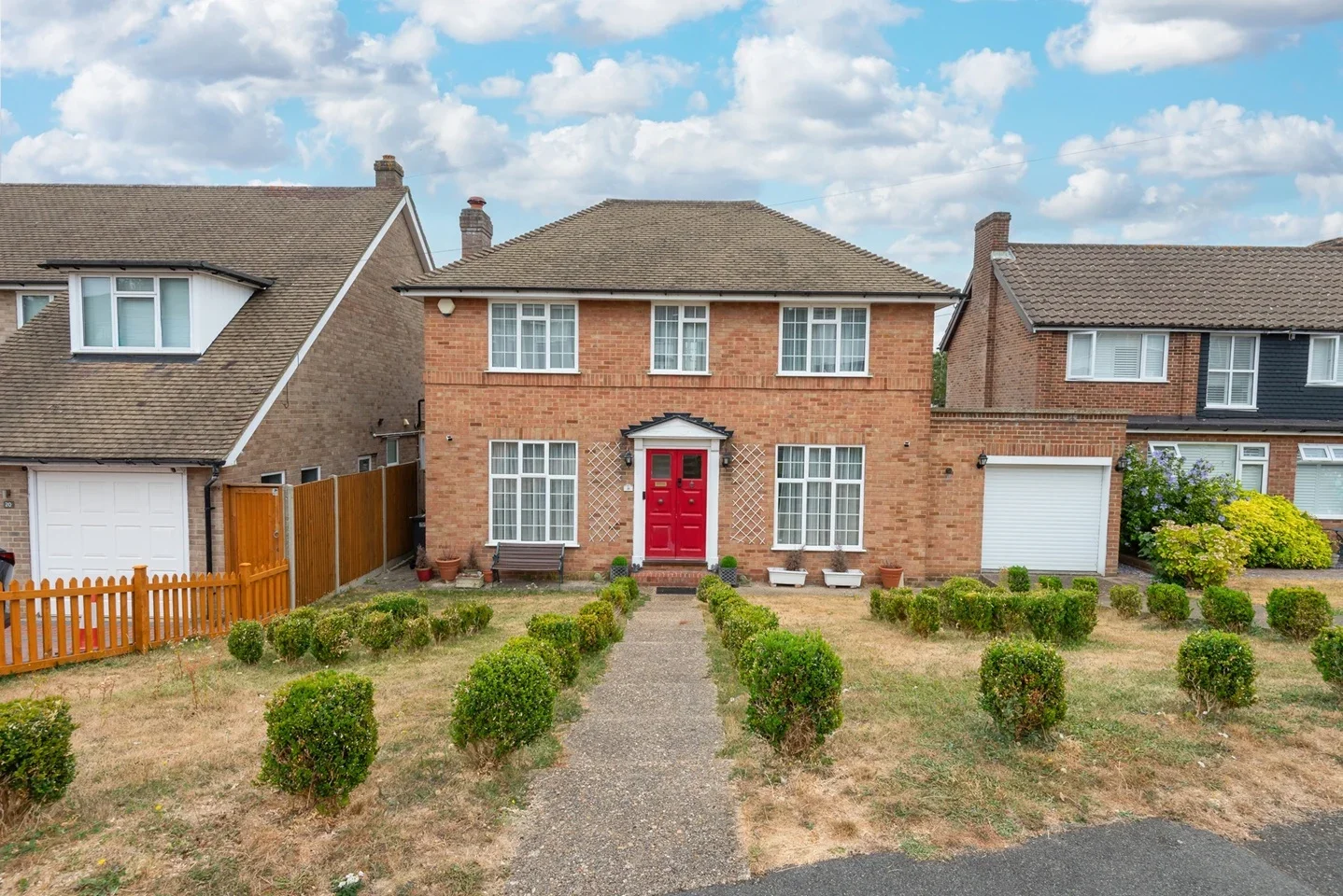 House Ellenbridge Way in Greater London