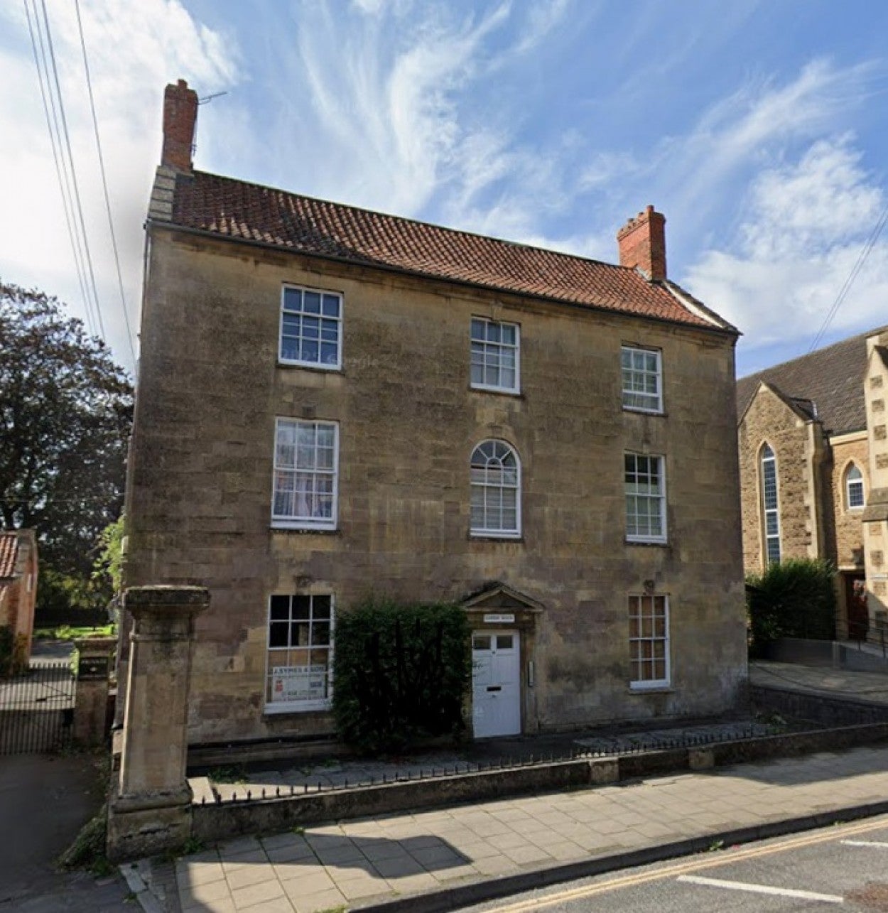 Flat St James Street in Taunton