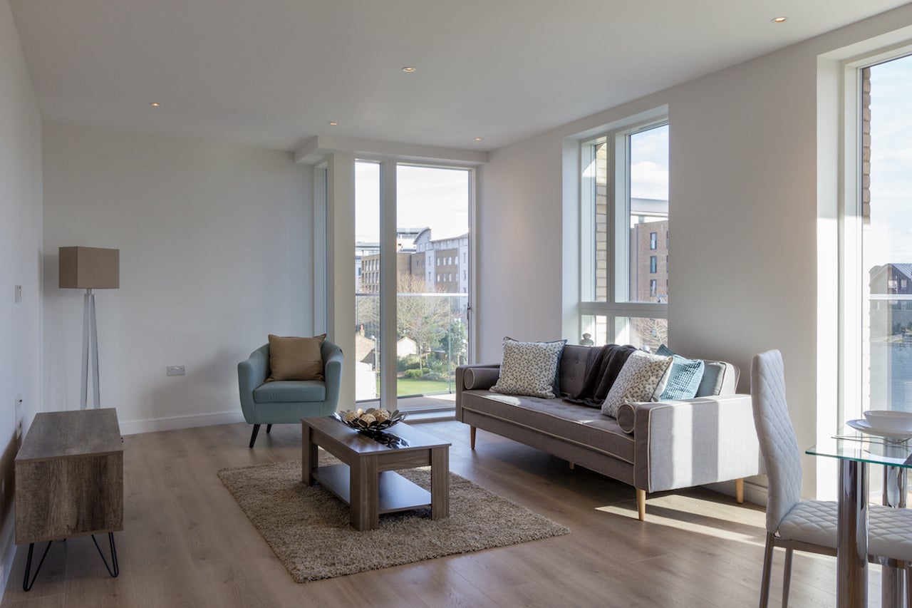 Flat Lionel Road South in Greater London
