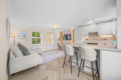 Flat Ascote Lane in Metropolitan Borough of Solihull