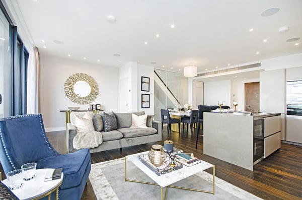 Flat Swiss Terrace in Greater London