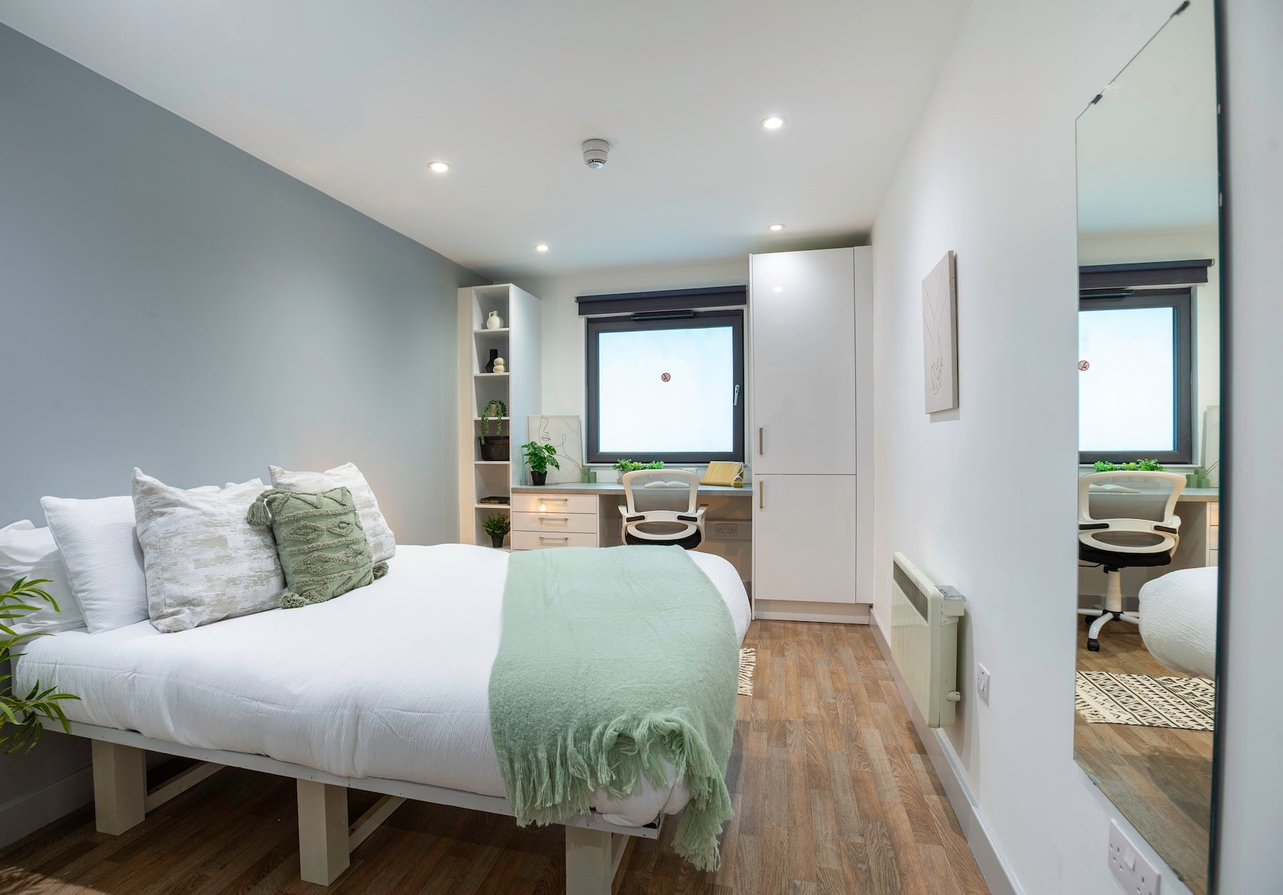 Room Stoddart Street in Newcastle upon Tyne