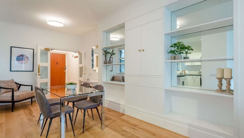 Flat Lodge Road in City of Westminster