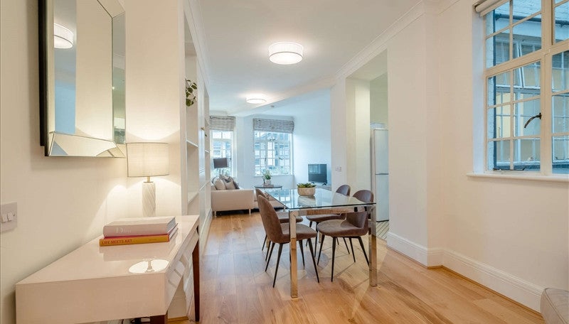 Flat Lodge Road in City of Westminster