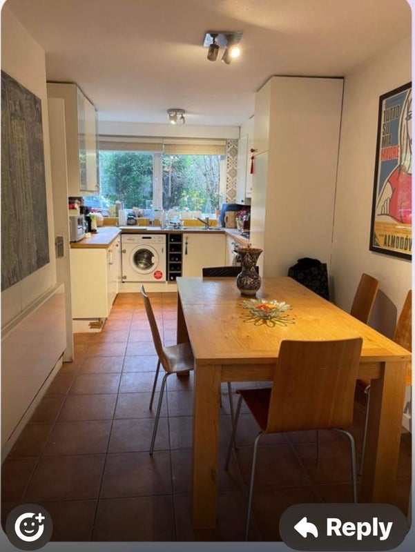 Room Ericcson Close in Greater London