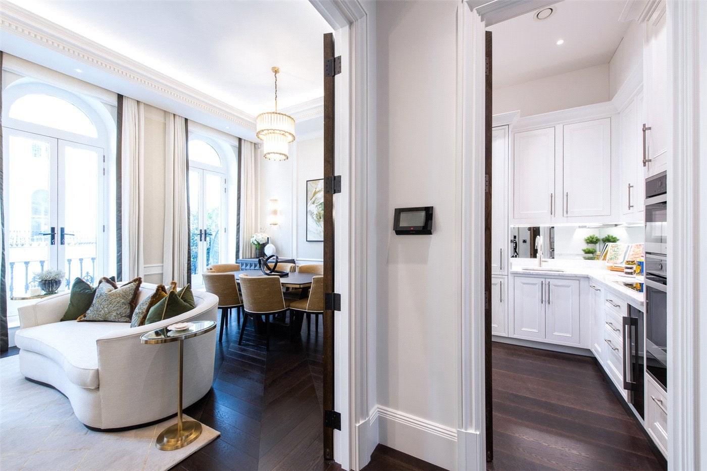 Flat Prince of Wales Terrace in Greater London