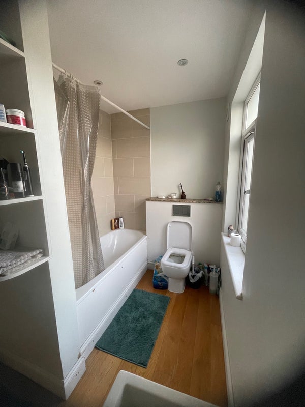 Room Delaford Street in Greater London