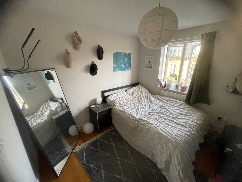 Room Delaford Street in Greater London