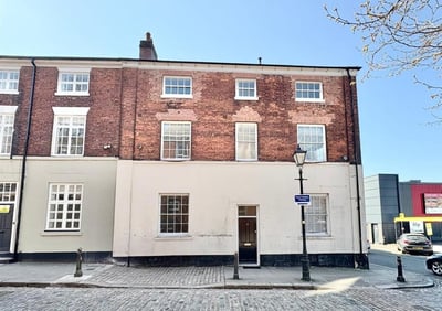 Room Bond Street in Wolverhampton
