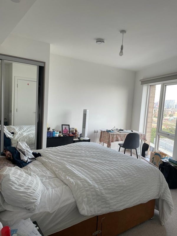 Room North Periphery in Greater London