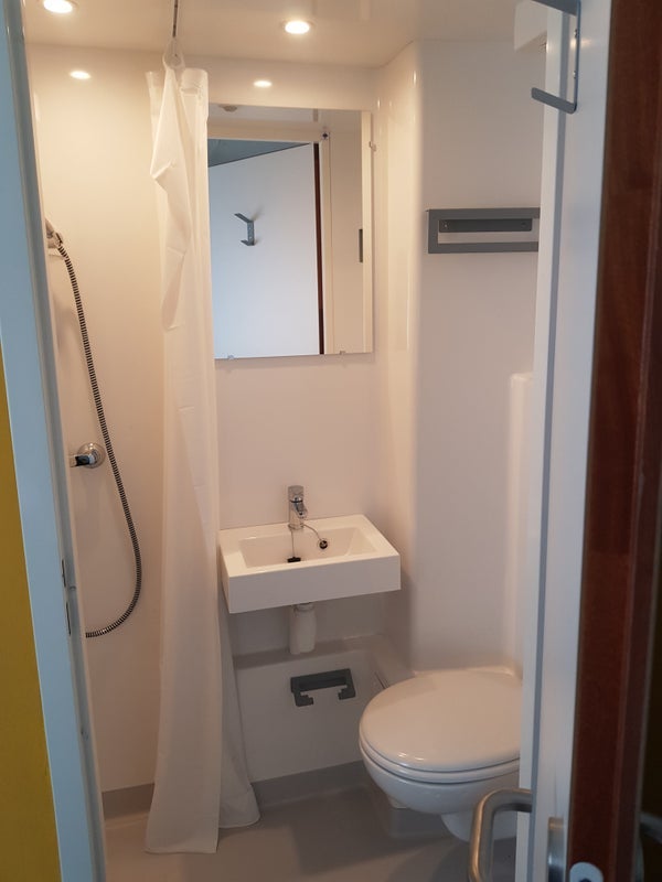 Flat Founder Close in Coventry