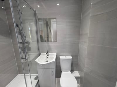 Room Orrell Lane in Liverpool