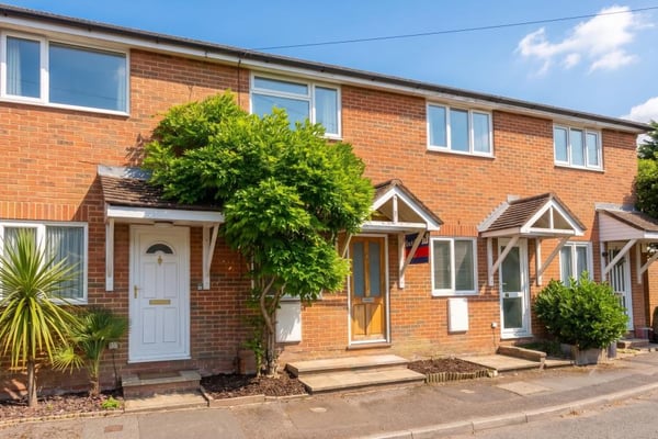House Courtenay Mews in Woking
