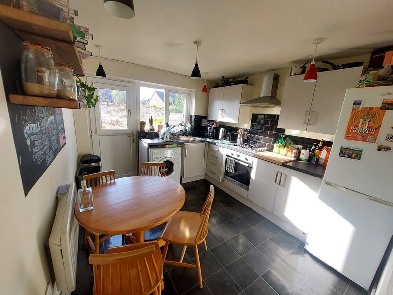 Room Cranborne Road in Liverpool