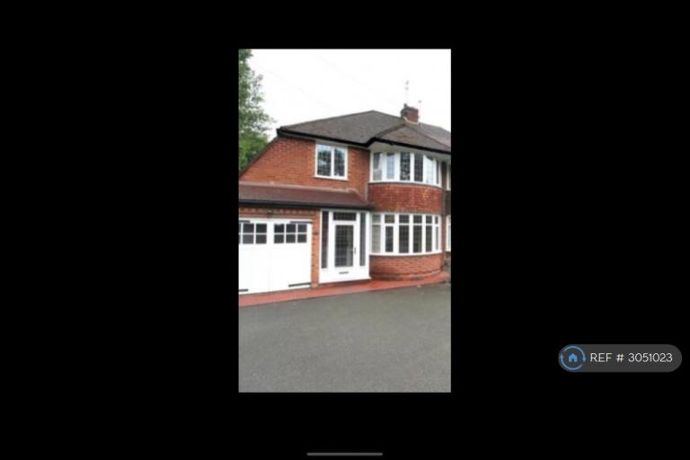 House Blossomfield Road in Metropolitan Borough of Solihull