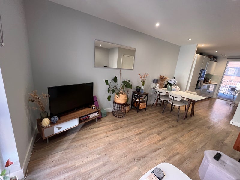Room Tyssen Street in Greater London