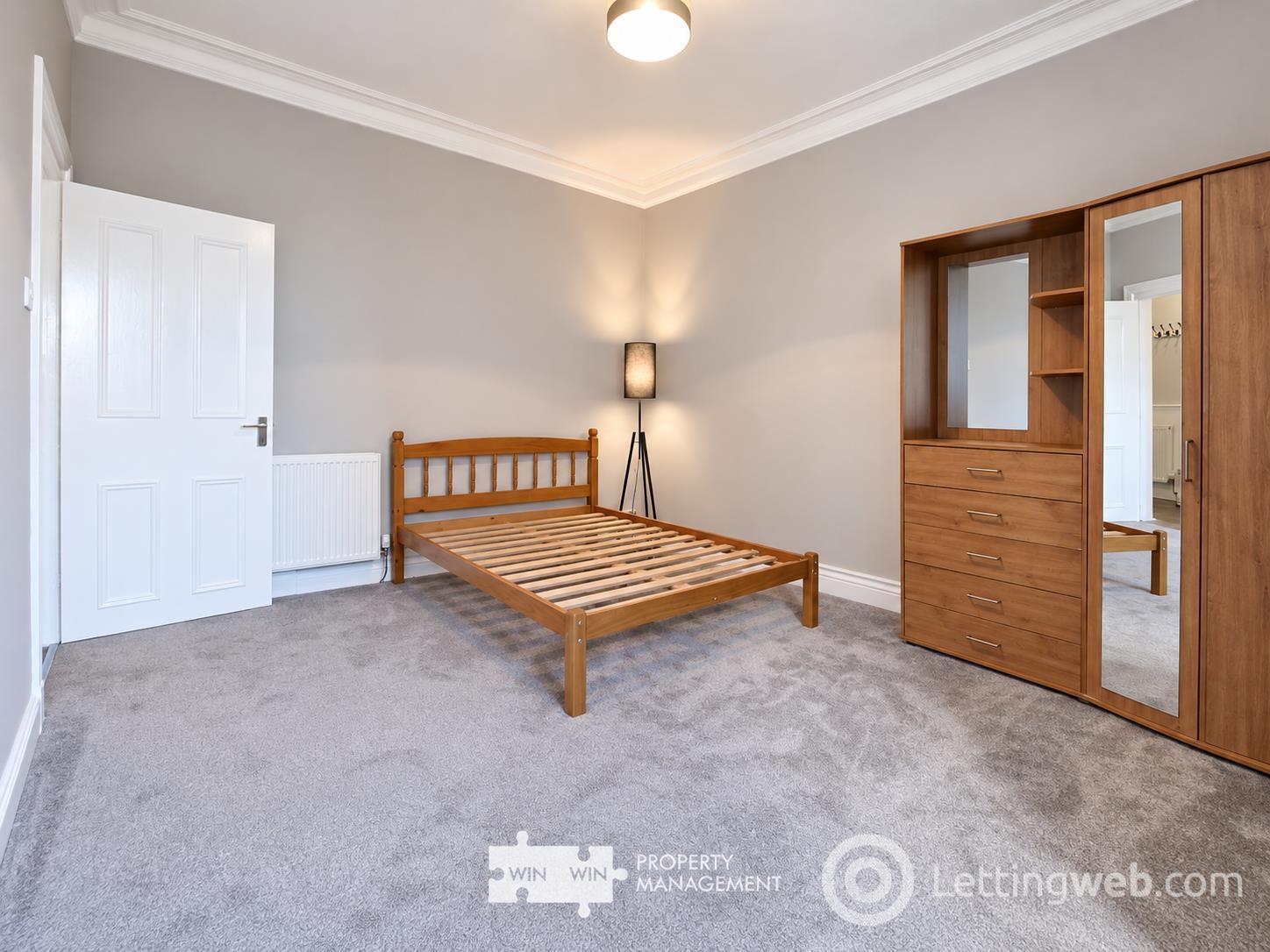 Flat Albion Road in City of Edinburgh