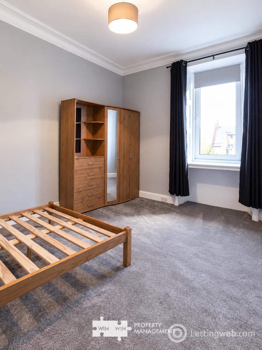 Flat Albion Road in City of Edinburgh