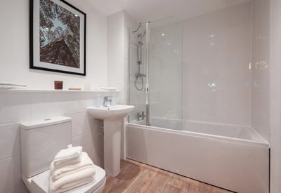 Flat Watanabe Cruik in City of Edinburgh