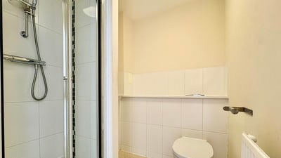 Flat Tanner Close in Greater London