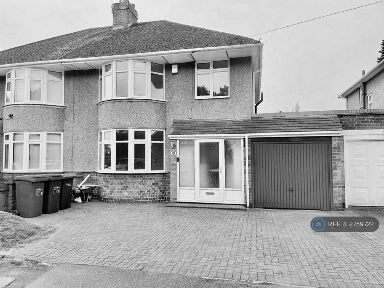 Flat Grassmere Avenue in Northampton