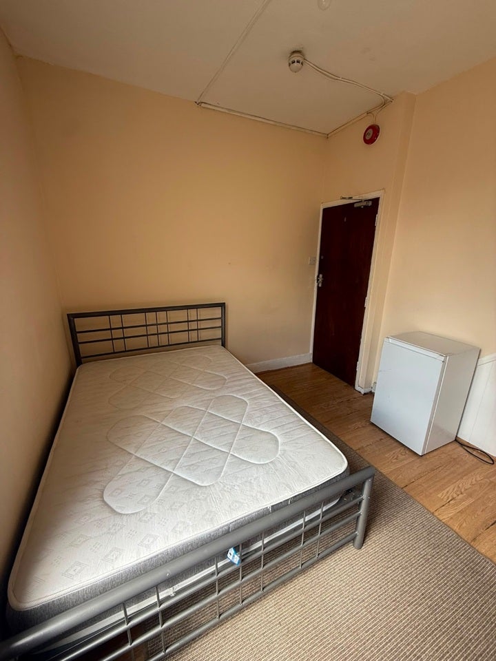 Room Marler Road in Greater London