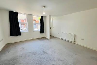 Flat Eshton Road in Eastbourne