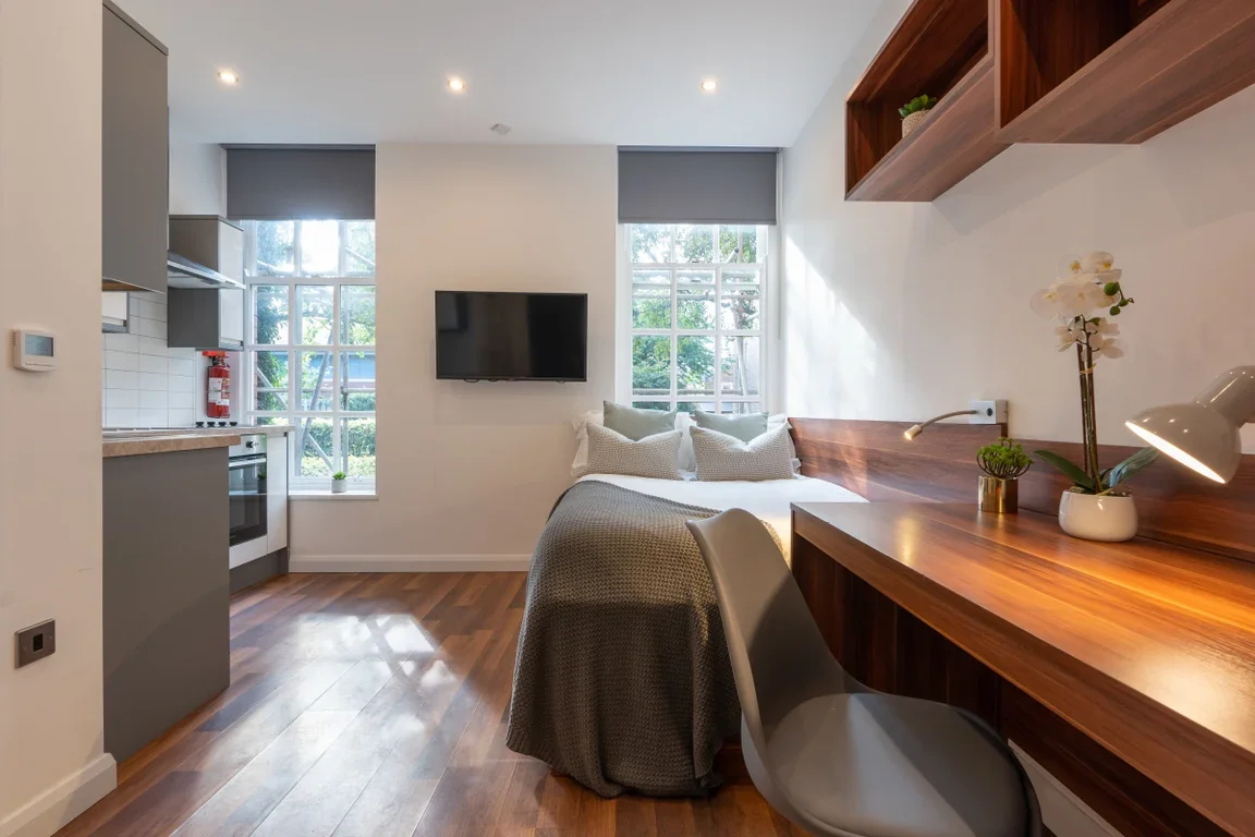 Flat Eskdale Terrace in Newcastle upon Tyne
