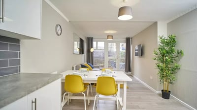 Room Cambridge Heath Road in Greater London