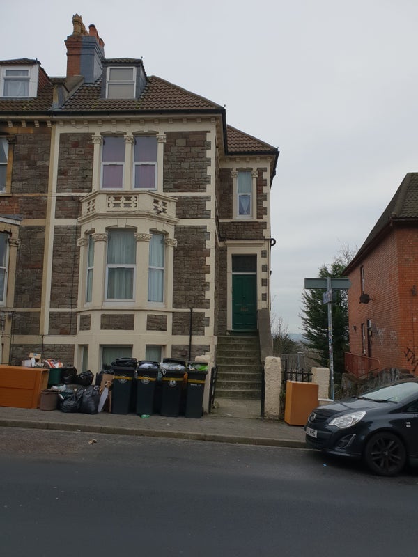 Flat Cromwell Road in Bristol