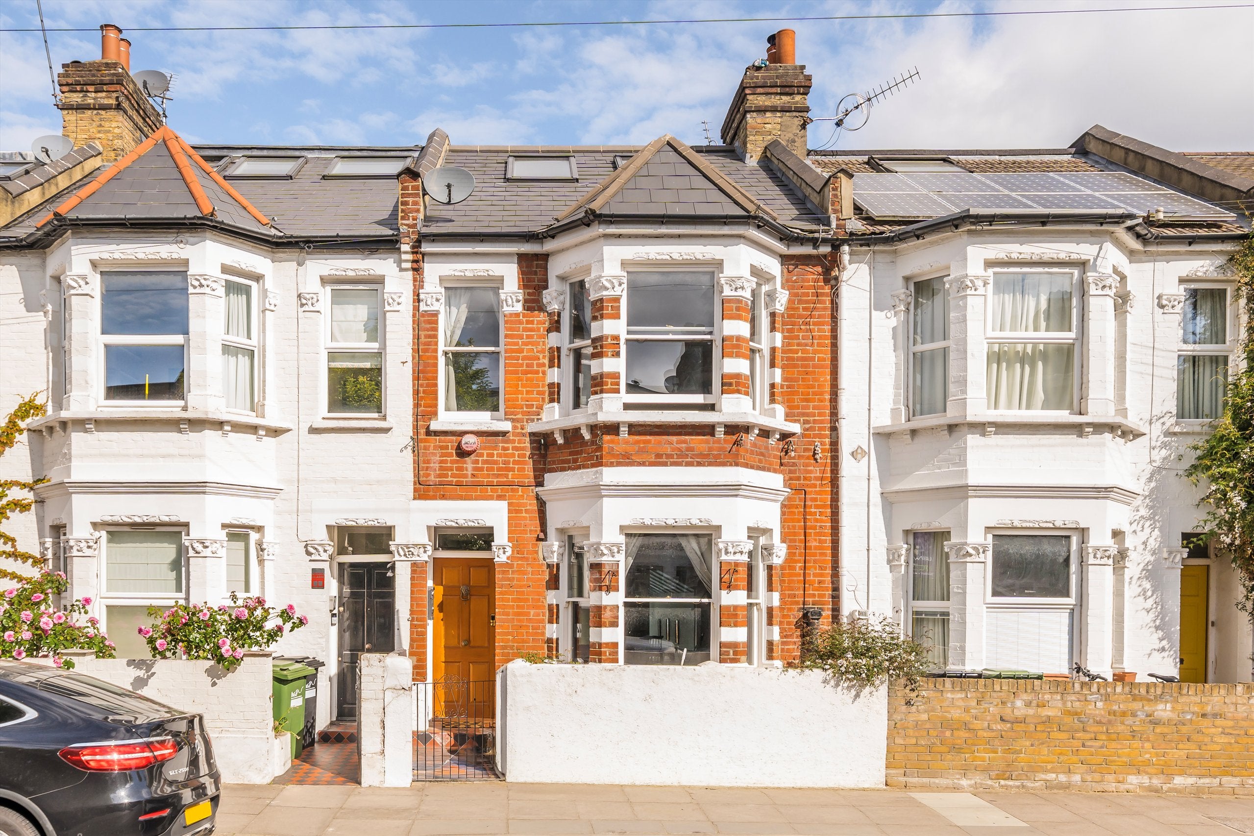 House Crabtree Lane in Greater London