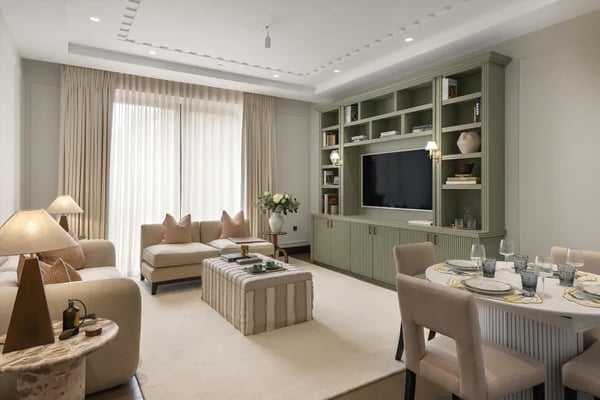 Flat Grosvenor Square in City of Westminster
