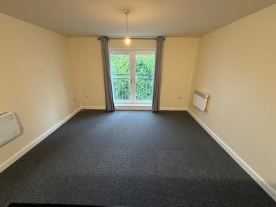 Flat New Hall Lane in Preston