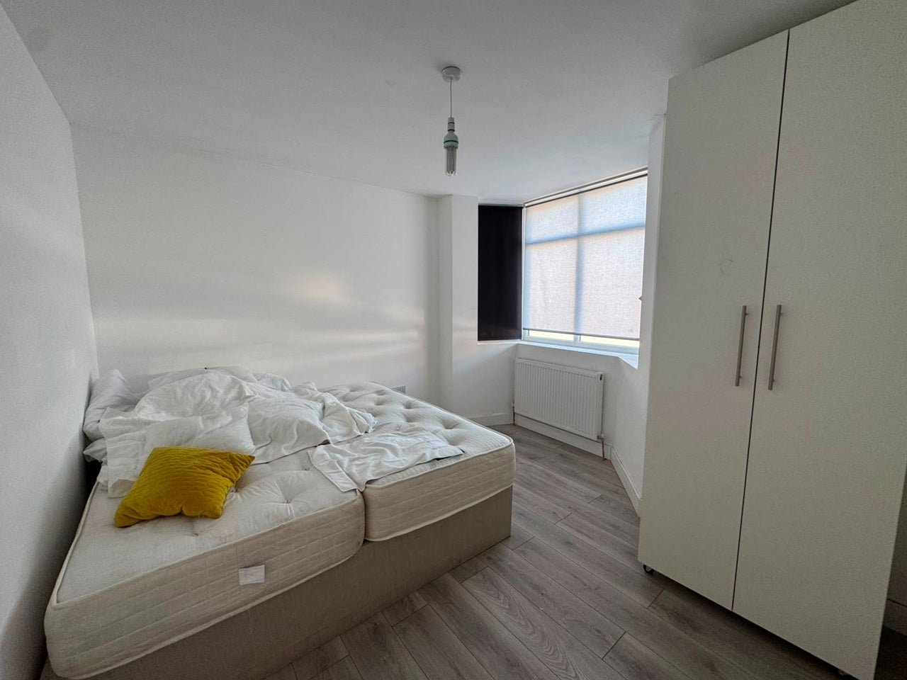 House Dorset Waye in Greater London
