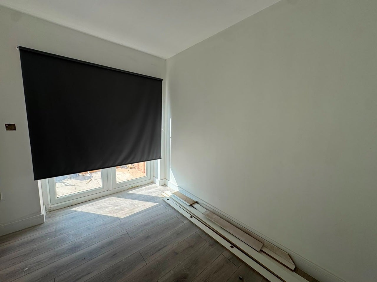 House Dorset Waye in Greater London