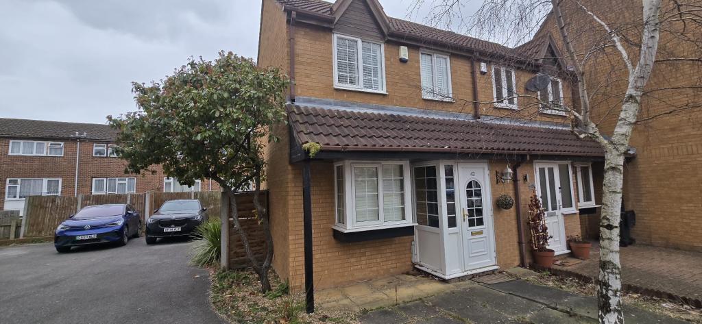 House Guardian Close in Greater London