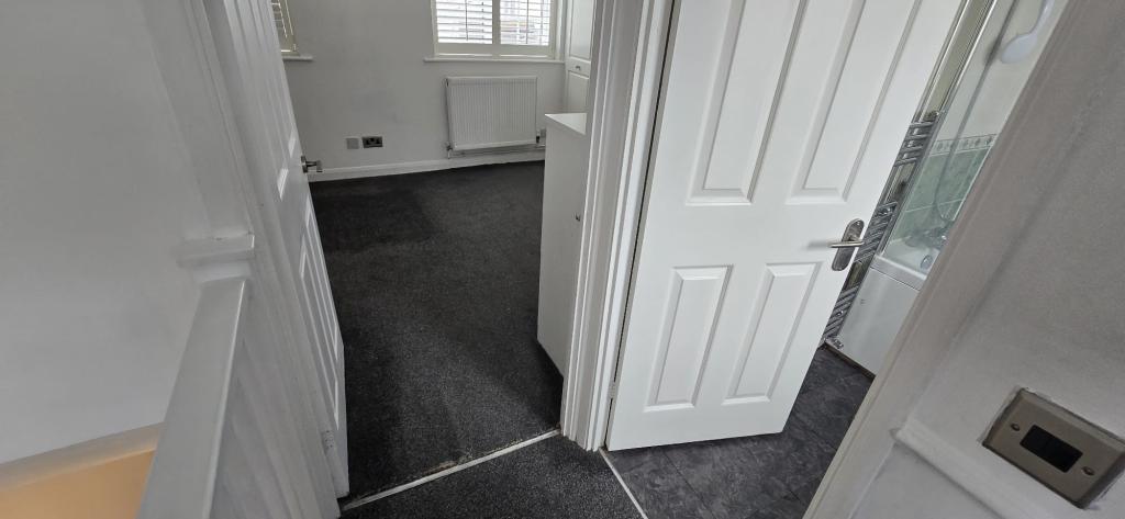 House Guardian Close in Greater London