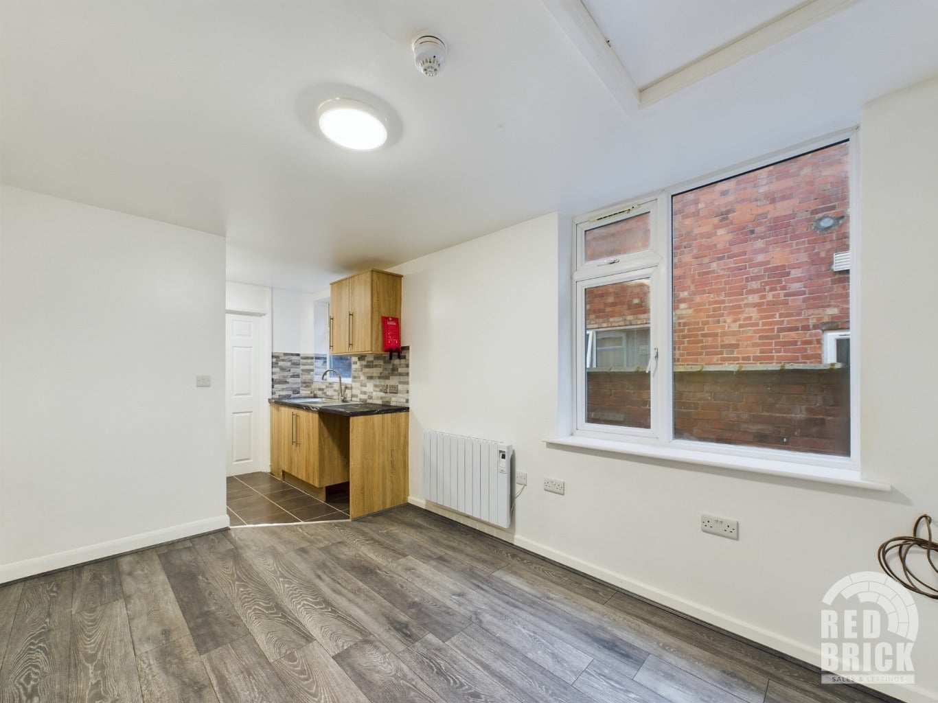 Flat Middleborough Road in Coventry