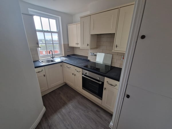Flat Regent Place in Royal Leamington Spa