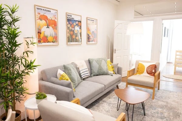 Flat Whitehall in City of Westminster
